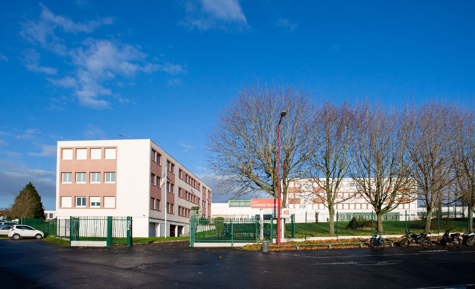 Lycée Charles Tellier